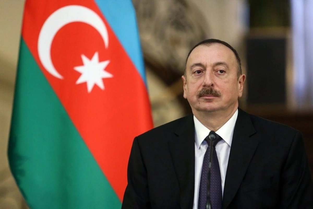 Prezident: Son üç ildə Orta Dəhliz üzrə Azərbaycan vasitəsilə yükdaşımalarının həcmi təxminən 90 faiz artıb Prezident: Son üç ildə Orta Dəhliz üzrə Azərbaycan vasitəsilə yükdaşımalarının həcmi təxminən 90 faiz artıb