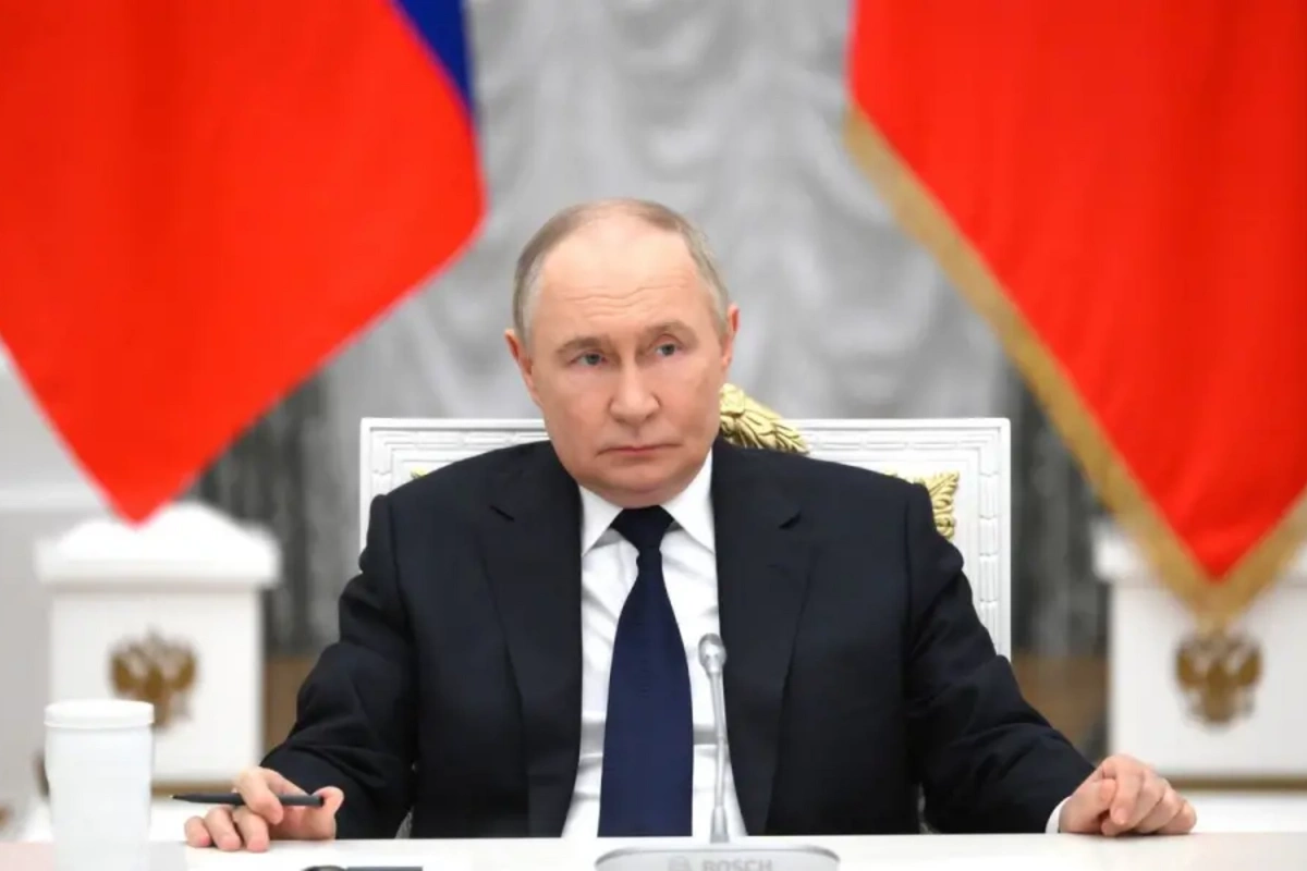 Putin Rusiya Baş Prokuroruna yeni müavinlər təyin etdi Putin Rusiya Baş Prokuroruna yeni müavinlər təyin etdi