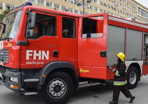 Qobustanda beşotaqlı ev yanıb Qobustanda beşotaqlı ev yanıb