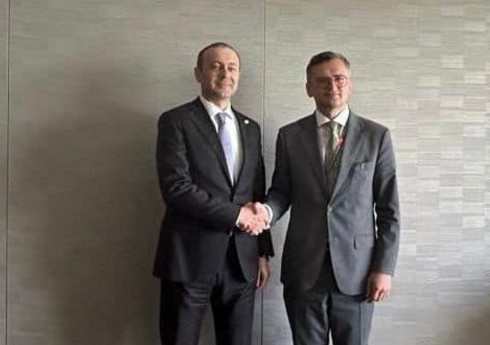 Qriqoryan Kuleba ilə ikitərəfli münasibətlərin inkişaf perspektivlərini müzakirə edib Qriqoryan Kuleba ilə ikitərəfli münasibətlərin inkişaf perspektivlərini müzakirə edib