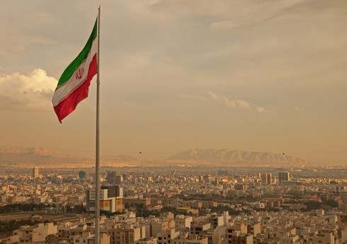 İranlı deputat Tehranın nüvə silahı əldə etdiyini irəli sürüb İranlı deputat Tehranın nüvə silahı əldə etdiyini irəli sürüb