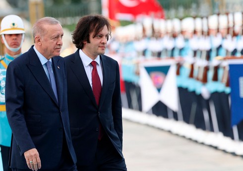 Ərdoğan: BTQ-nin yenidən işə salınması istiqamətində işləri davam etdiririk