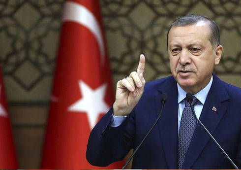 Ərdoğan oyundan sonra hakimin döyülməsini pisləyib Ərdoğan oyundan sonra hakimin döyülməsini pisləyib