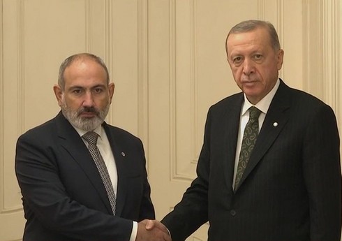 Ərdoğanla Paşinyan ilkin şərt olmadan münasibətlərin tam şəkildə normallaşdırılmasını müzakirə ediblər