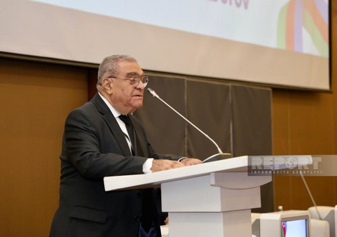 Rektor: “Heydər Əliyev insan kapitalının inkişafına xüsusi önəm verirdi” Rektor: “Heydər Əliyev insan kapitalının inkişafına xüsusi önəm verirdi”