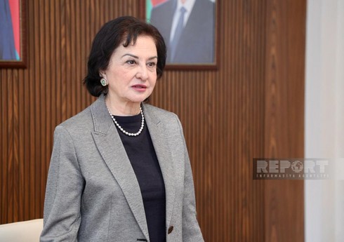 Rektor universitetin tələbə yataqxanası ilə bağlı durumuna münasibət bildirib