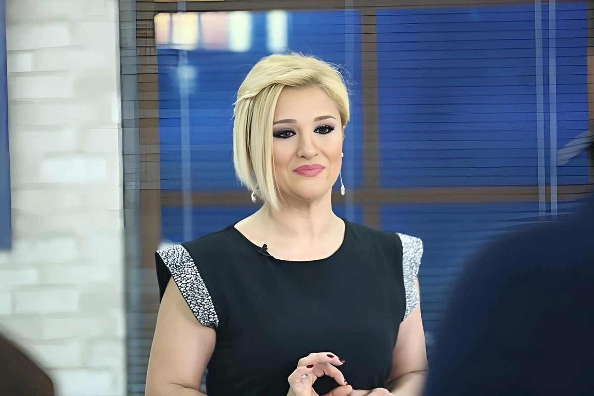 Rəqs müəllimlərini tənqid etdi: 