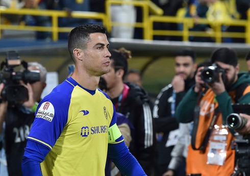 Ronaldunun klubu italyan məşqçiyə ildə 10 milyon avrodan çox pul təklif edib Ronaldunun klubu italyan məşqçiyə ildə 10 milyon avrodan çox pul təklif edib