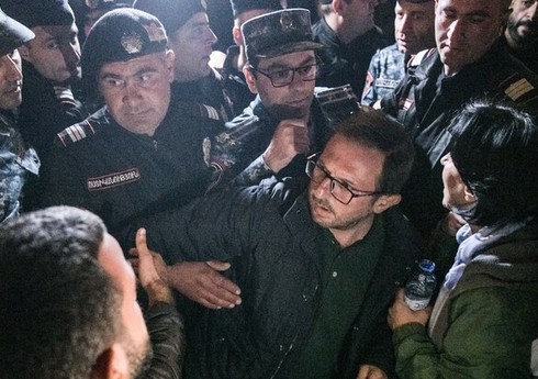 İrəvanda keçirilən etiraz aksiyalarında 16 nəfər saxlanılıb İrəvanda keçirilən etiraz aksiyalarında 16 nəfər saxlanılıb
