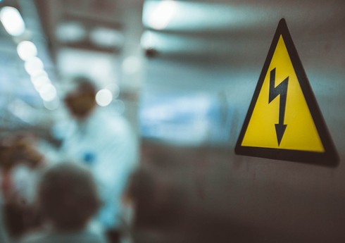 Sabirabadda 28 yaşlı gənci elektrik cərəyanı vuraraq öldürüb Sabirabadda 28 yaşlı gənci elektrik cərəyanı vuraraq öldürüb
