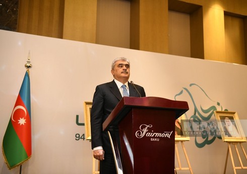 Samir Şərifov: Bakı Ər-Riyada COP29 çərçivəsində birgə təşəbbüslərin həyata keçirilməsini təklif edir Samir Şərifov: Bakı Ər-Riyada COP29 çərçivəsində birgə təşəbbüslərin həyata keçirilməsini təklif edir