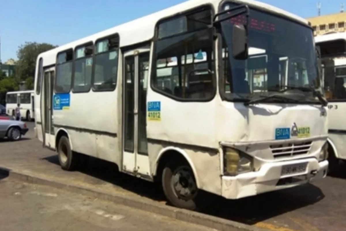 Saray sakinləri köhnə avtobuslardan şikayətlənirlər: AYNA-dan AÇIQLAMA