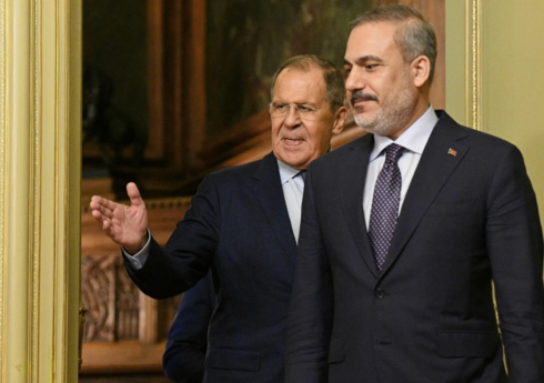 Sergey Lavrov Hakan Fidanla görüşüb Sergey Lavrov Hakan Fidanla görüşüb