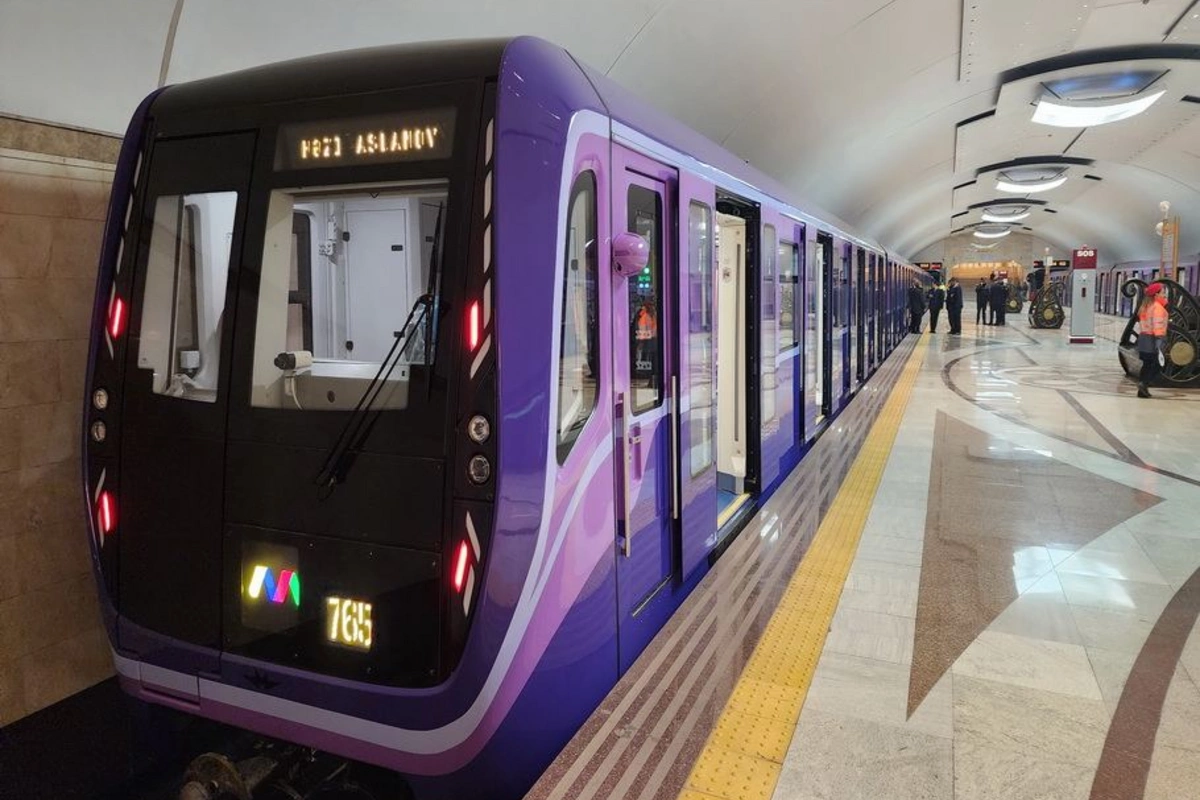 Sərnişinlər metro əvəzinə taksini seçirlər - SƏBƏB