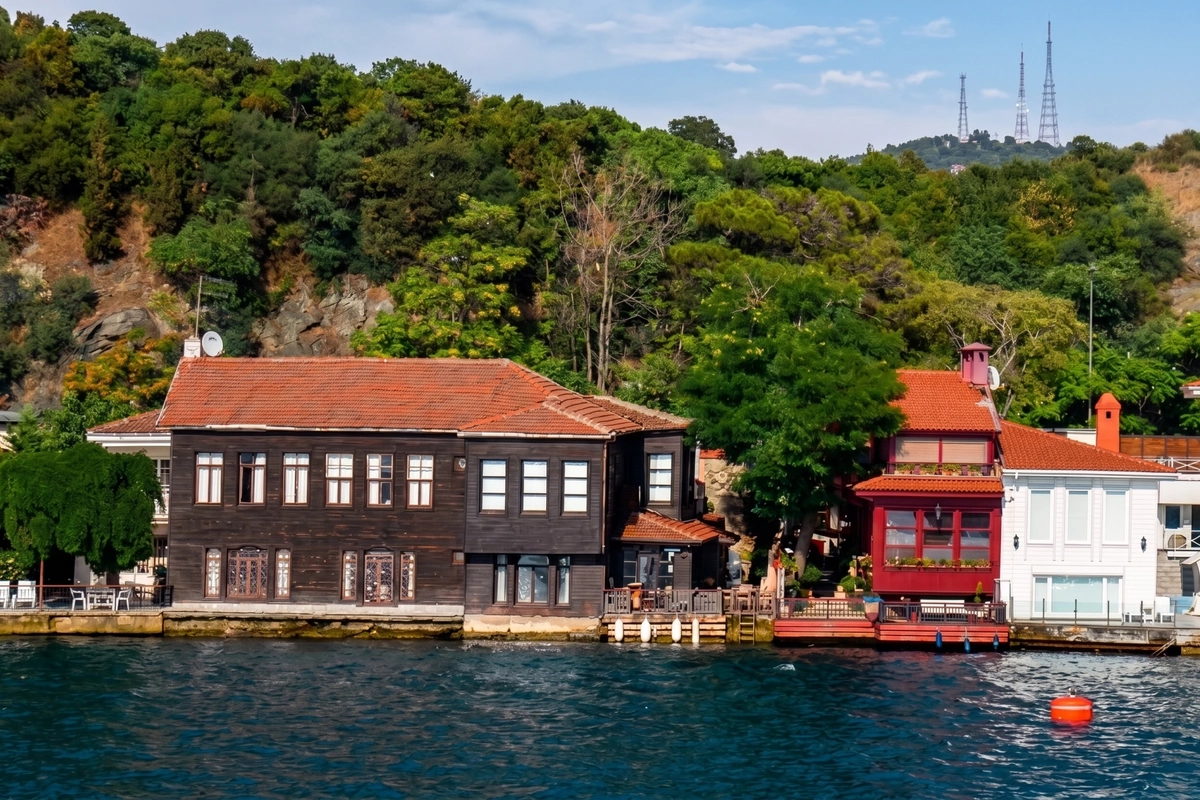 Sezen Aksunun Bosfor boğazındakı villası Sezen Aksunun Bosfor boğazındakı villası