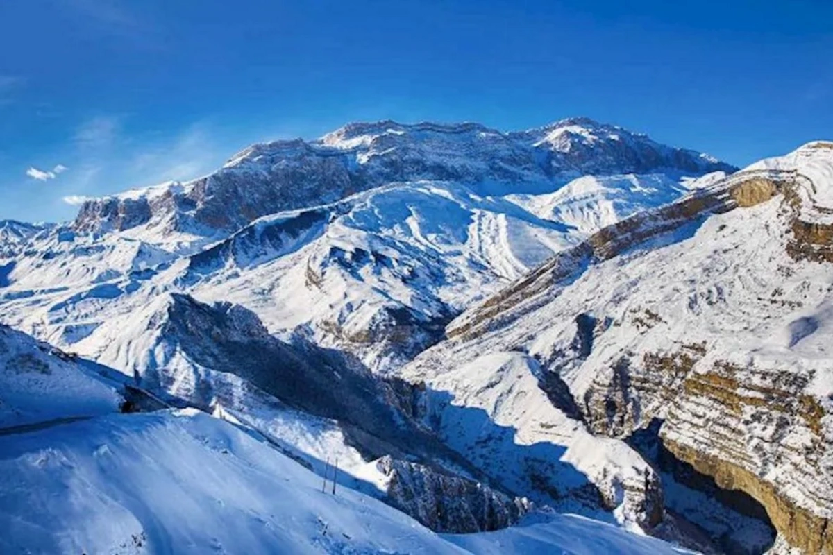 Şahdağa qar yağır, Qəbələ, İsmayıllı, Xocalı və Naxçıvana dolu düşüb - FAKTİKİ HAVA Şahdağa qar yağır, Qəbələ, İsmayıllı, Xocalı və Naxçıvana dolu düşüb - FAKTİKİ HAVA