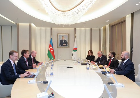 SOCAR BP ilə yeni neft-qaz layihələri üzrə əməkdaşlıq istiqamətlərini müzakirə edib SOCAR BP ilə yeni neft-qaz layihələri üzrə əməkdaşlıq istiqamətlərini müzakirə edib