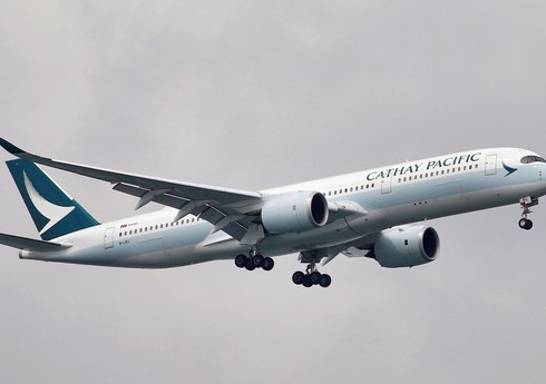 Sürix-Honkonq reysini yerinə yetirən təyyarə Bakı aeroportuna təcili eniş edib Sürix-Honkonq reysini yerinə yetirən təyyarə Bakı aeroportuna təcili eniş edib