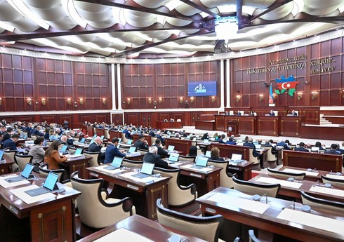 İstehlakçıların az miqdarda aldadılması ilə cinayət məsuliyyəti yaradan hal ilk oxunuşda təsdiqlənib