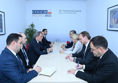 İsveçrə Azərbaycanla Ermənistan arasında sülh prosesinə töhfə verməyə hazır olduğunu bəyan edib İsveçrə Azərbaycanla Ermənistan arasında sülh prosesinə töhfə verməyə hazır olduğunu bəyan edib