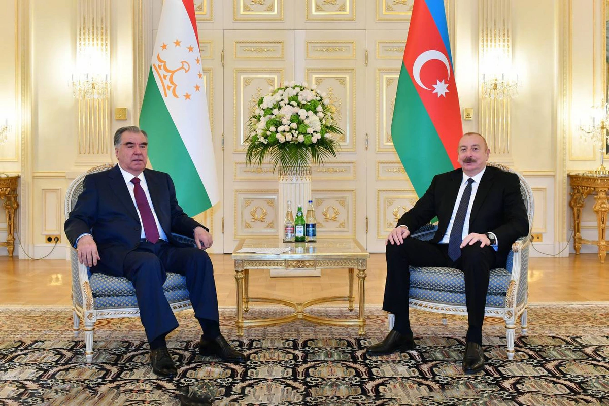 Tacikistan Prezidenti İlham Əliyevi təbrik edib Tacikistan Prezidenti İlham Əliyevi təbrik edib