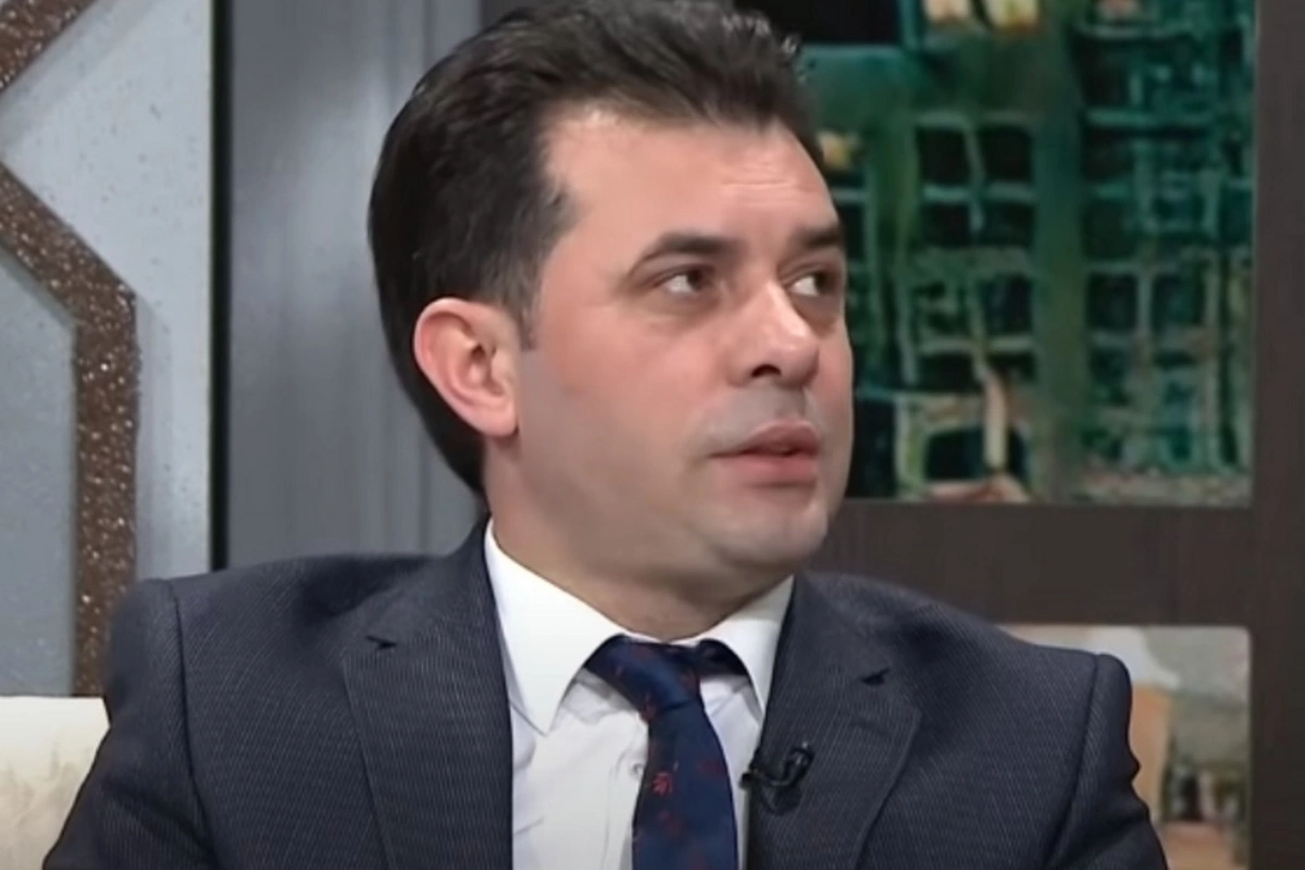 Tanınmış müğənni üçüncü dəfə ailə quracaq Tanınmış müğənni üçüncü dəfə ailə quracaq