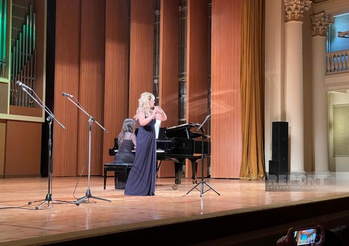 Tbilisidə Azərbaycan Müstəqilliyinin Bərpası Gününə həsr olunmuş konsert keçirilib Tbilisidə Azərbaycan Müstəqilliyinin Bərpası Gününə həsr olunmuş konsert keçirilib