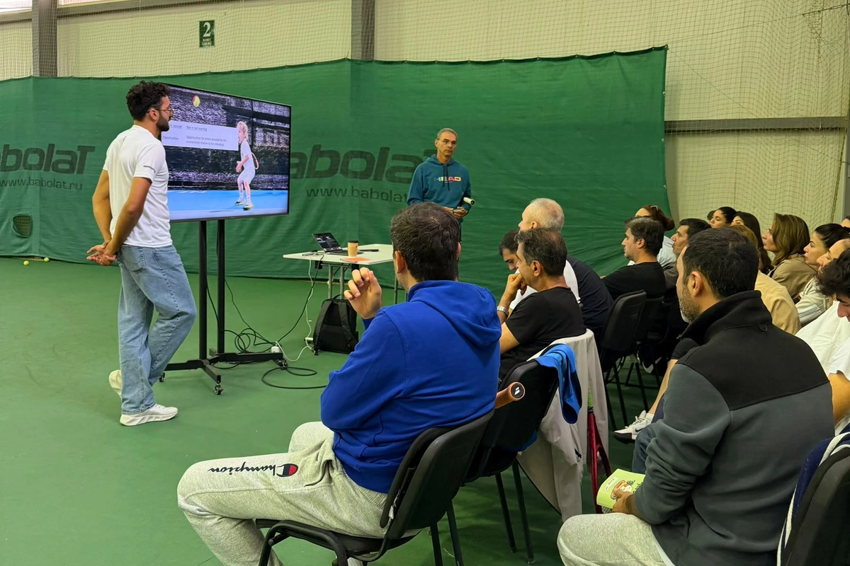 Tennis məşqçilərinin akkreditasiya proqramının ikinci moduluna start verilib Tennis məşqçilərinin akkreditasiya proqramının ikinci moduluna start verilib
