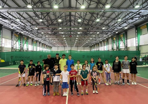 Tennis üzrə Azərbaycan birinciliyinin qalibləri bəlli olub Tennis üzrə Azərbaycan birinciliyinin qalibləri bəlli olub