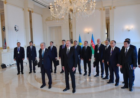 Tokayev: Qazaxıstan və Azərbaycan təbii strateji müttəfiq və əməkdaşlığın bütün sahələrində tərəfdaşdırlar Tokayev: Qazaxıstan və Azərbaycan təbii strateji müttəfiq və əməkdaşlığın bütün sahələrində tərəfdaşdırlar