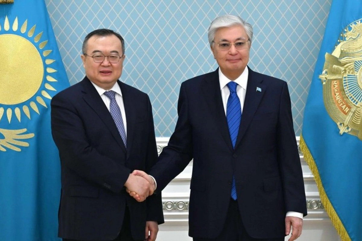 Tokayev yayda Si Cinpinlə Qazaxıstan-Çin strateji əməkdaşlığının yeni məqsədlərini razılaşdırmağı planlaşdırır Tokayev yayda Si Cinpinlə Qazaxıstan-Çin strateji əməkdaşlığının yeni məqsədlərini razılaşdırmağı planlaşdırır
