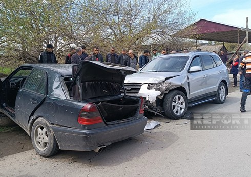 Tovuzda 2 avtomobil toqquşub, 3 nəfər xəsarət alıb Tovuzda 2 avtomobil toqquşub, 3 nəfər xəsarət alıb