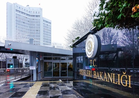 Türkiyə XİN başçısı: PKK-nın ələ keçirdiyi təbii sərvətlər Suriya xalqına qaytarılmalıdır Türkiyə XİN başçısı: PKK-nın ələ keçirdiyi təbii sərvətlər Suriya xalqına qaytarılmalıdır