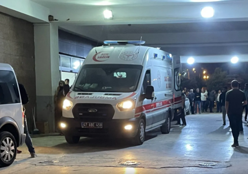 Türkiyədə kütləvi davada 11 nəfər xəsarət alıb Türkiyədə kütləvi davada 11 nəfər xəsarət alıb