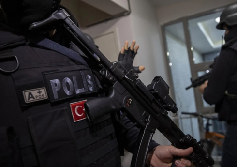 Türkiyədə PKK-ya qarşı əməliyyat zamanı 22 nəfər saxlanılıb Türkiyədə PKK-ya qarşı əməliyyat zamanı 22 nəfər saxlanılıb