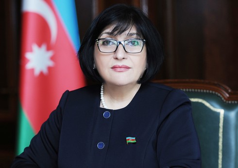 Türkmənistan Prezidenti Azərbaycan Milli Məclisinin sədrini ordenlə təltif edib