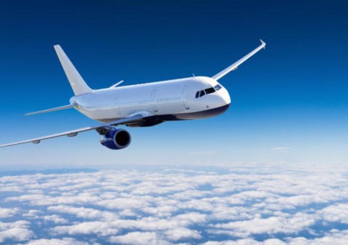 Tətil səbəbindən İtaliyada yüzlərlə aviareys təxirə salınıb Tətil səbəbindən İtaliyada yüzlərlə aviareys təxirə salınıb