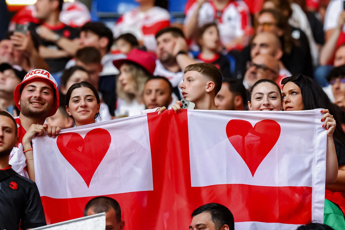 UEFA Millətlər Liqası: Gürcüstan Ermənistanı, Türkiyə isə Macarıstanı məğlub etdi