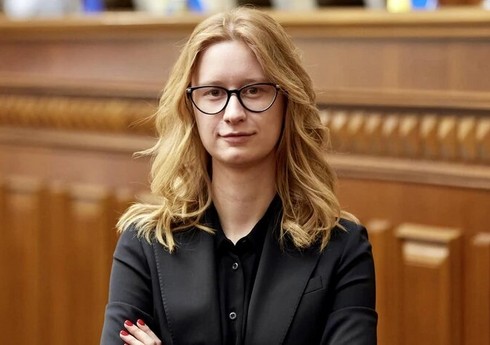 Ukrayna bu il 25 milyard dollardan çox beynəlxalq maliyyə yardımı alıb