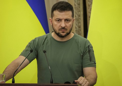 Ukrayna Prezienti Alen Delona müsahibə verib Ukrayna Prezienti Alen Delona müsahibə verib