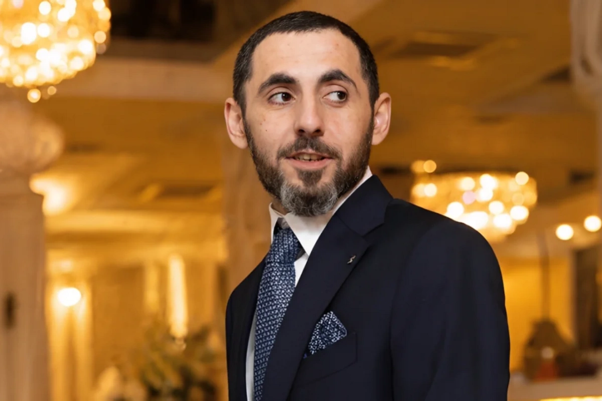 Vado Korovinin kürəkəni İŞDƏN ÇIXARILDI