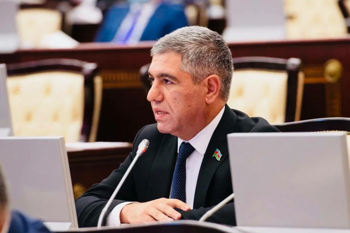 Vüqar Bayramov: 