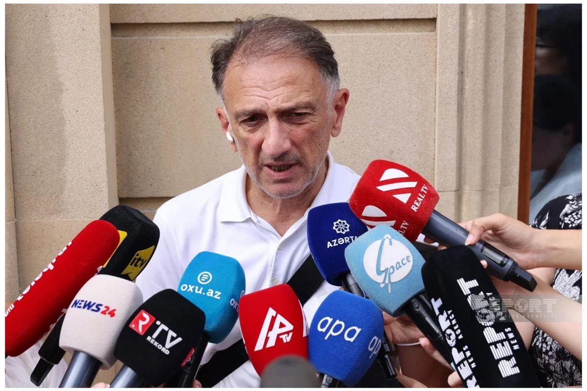 Xalq artistinin oğlu: Tofiq Bakıxanov Azərbaycan musiqisinin ən fəal təbliğatçılarından biri idi