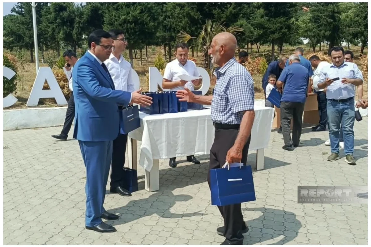 Xocavəndə qayıdan ailələrə mənzillərinin açarları təqdim edilib