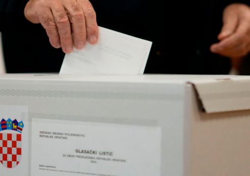 Xorvatiyada prezident seçkilərində səsvermə başa çatıb Xorvatiyada prezident seçkilərində səsvermə başa çatıb