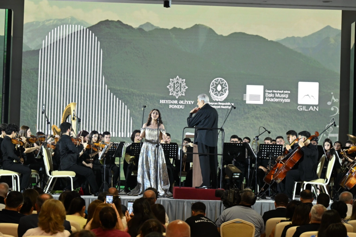 XV Qəbələ Beynəlxalq Musiqi Festivalının açılışı olub