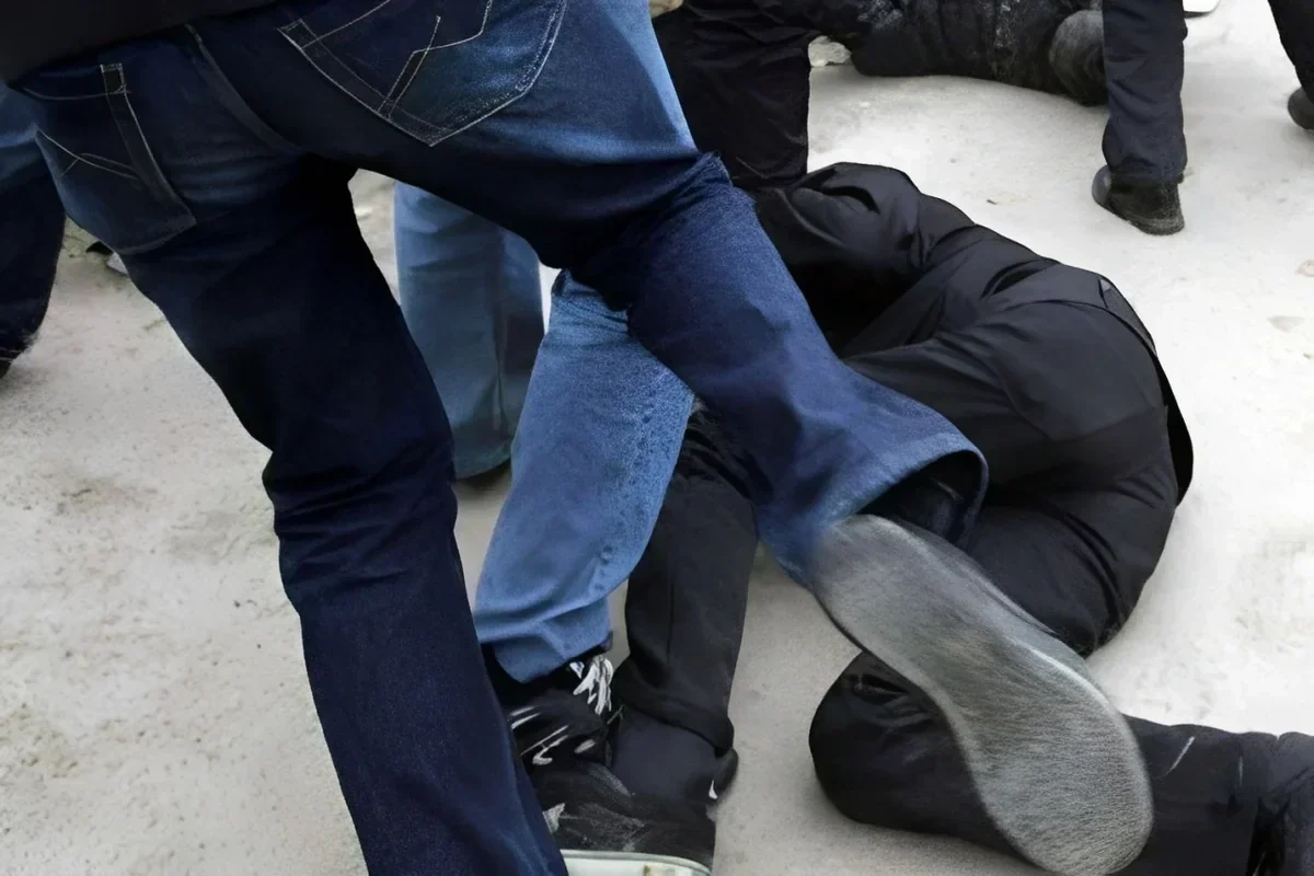 Yeniyetməni döyüb komaya saldılar - Süni tənəffüs aparatına qoşuldu Yeniyetməni döyüb komaya saldılar - Süni tənəffüs aparatına qoşuldu