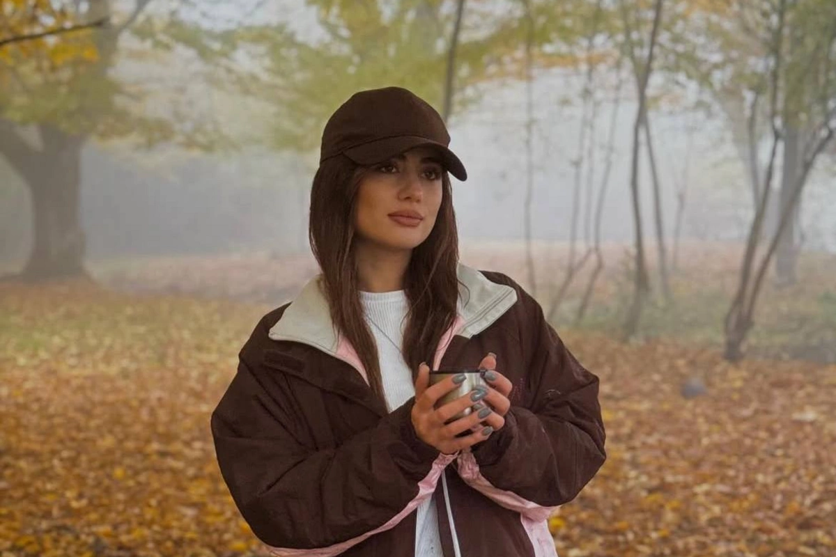 Zarina Qurbanovanın avtomobilini vurub qaçdılar
