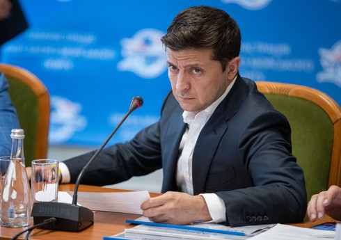 Zelenski müdafiə və təhlükəsizlik orqanlarının rəhbərləri ilə qapalı görüş keçirib