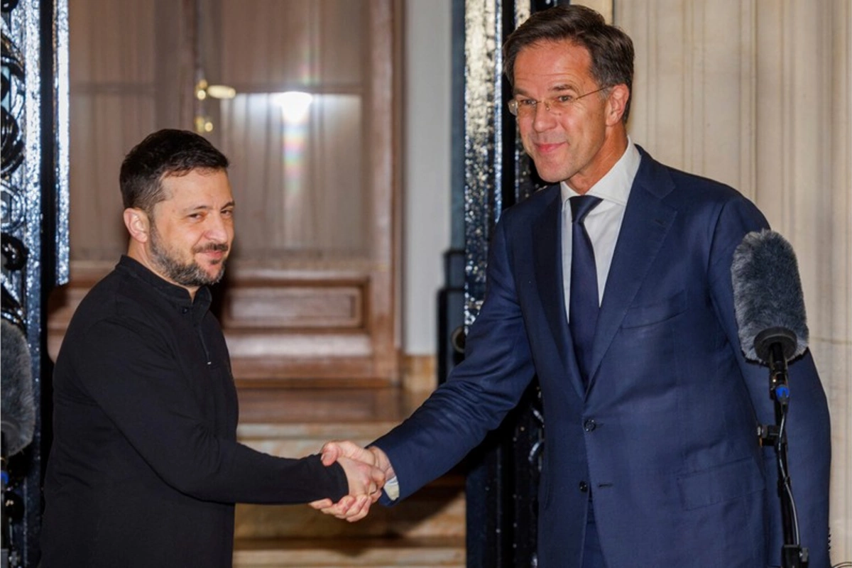 Zelenski Rutte ilə söhbətinin təfərrüatlarını açıqlayıb